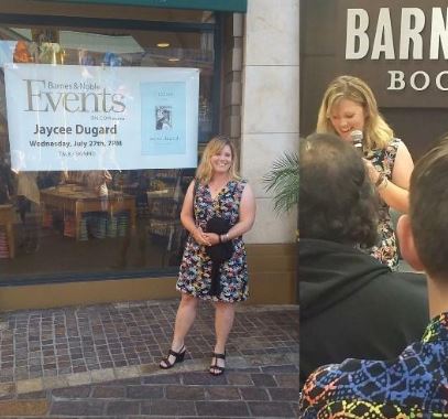 Starlet Dugard mother Jaycee Dugard during her first book signing event